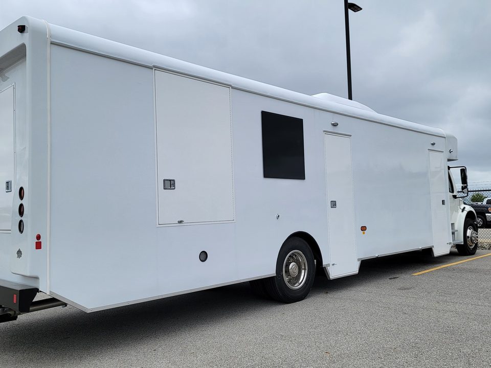 Mobile voting unit, rear three-quarter