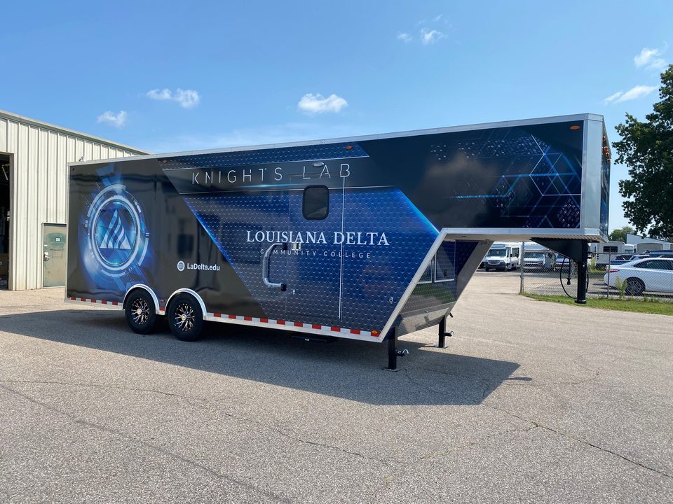 Mobile training trailer, wrapped, side