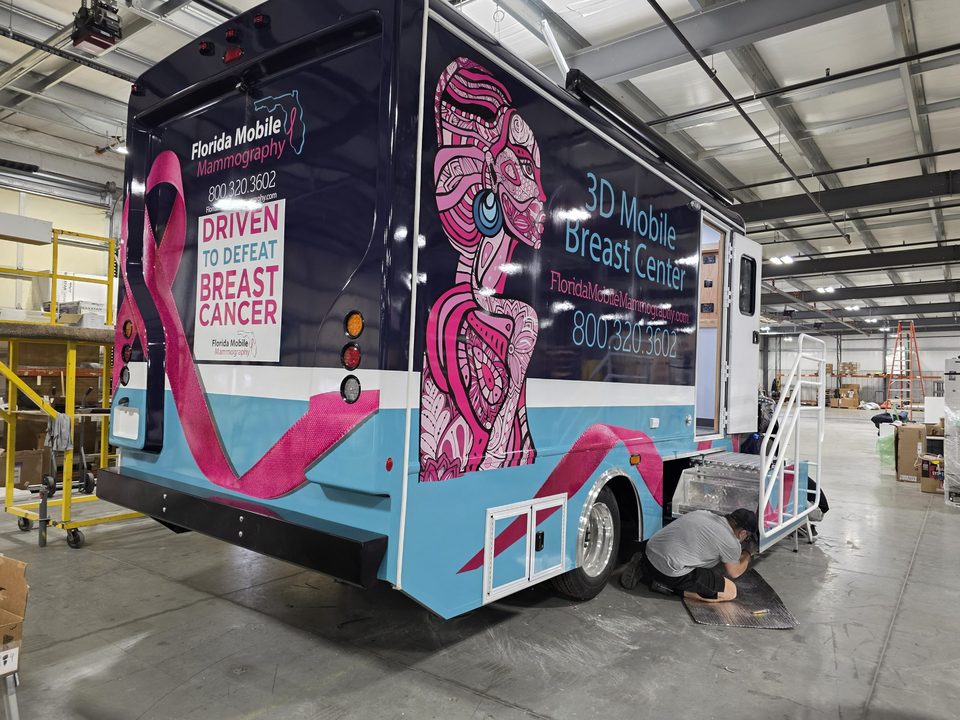 3D mammography coach, rear three-quarter view, in the HLE plant