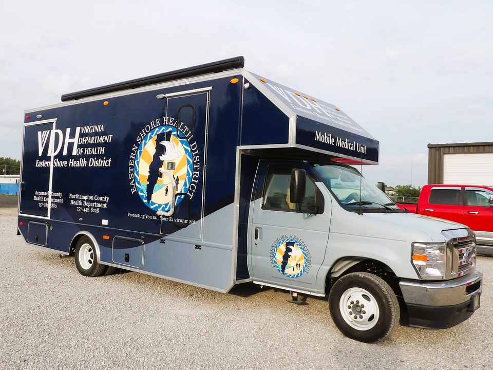 Mobile medical unit on a Ford E-450 cutaway, driver side