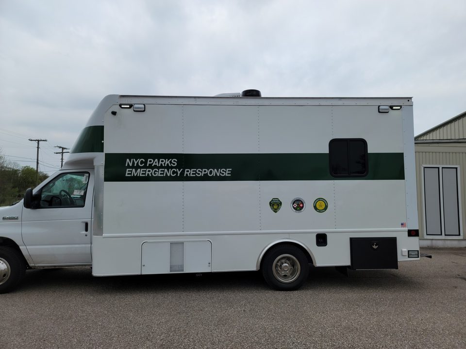 Emergency response unit, driver side front three-quarter
